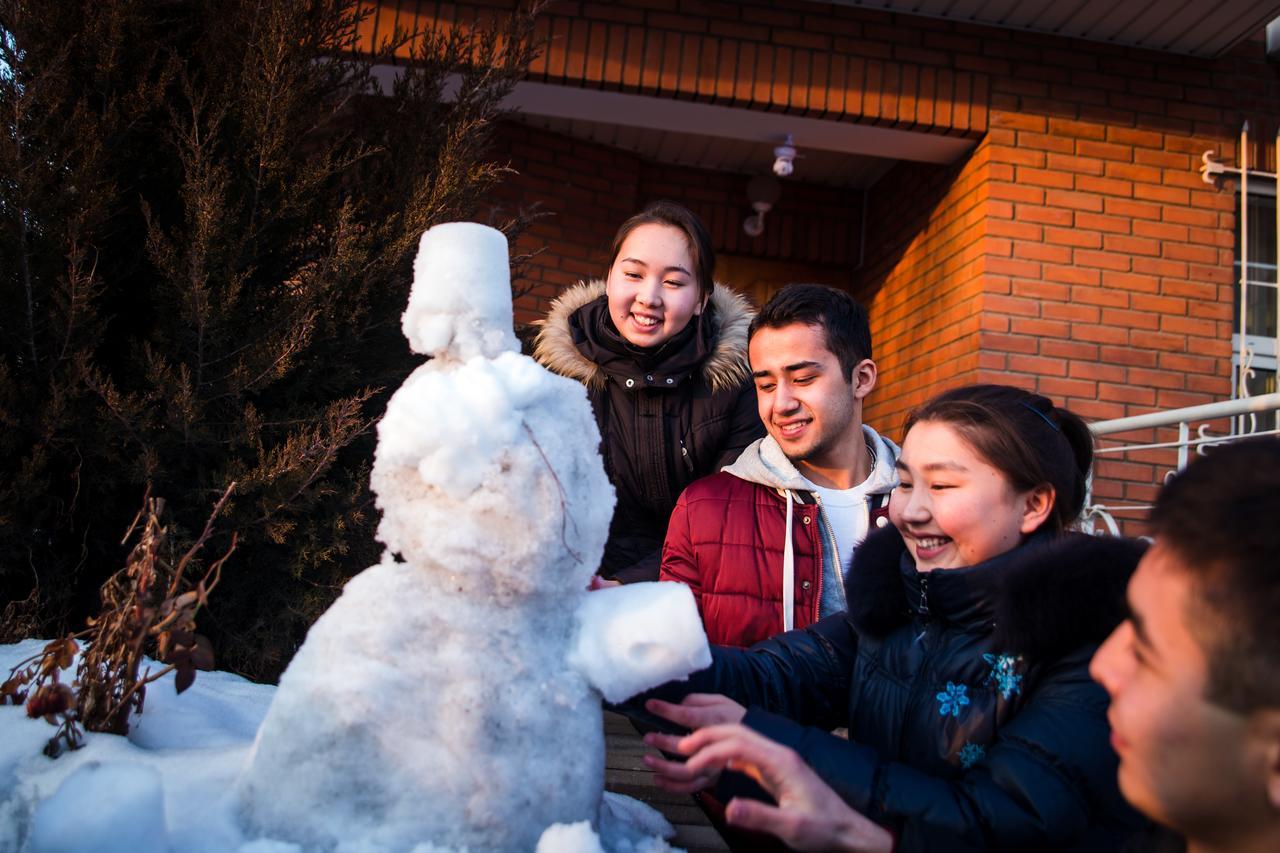 Interhouse Almaty Hostel Exterior photo